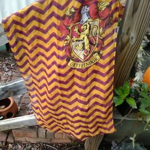 Lightweight harry Potter Gryffindor infinity scarf
